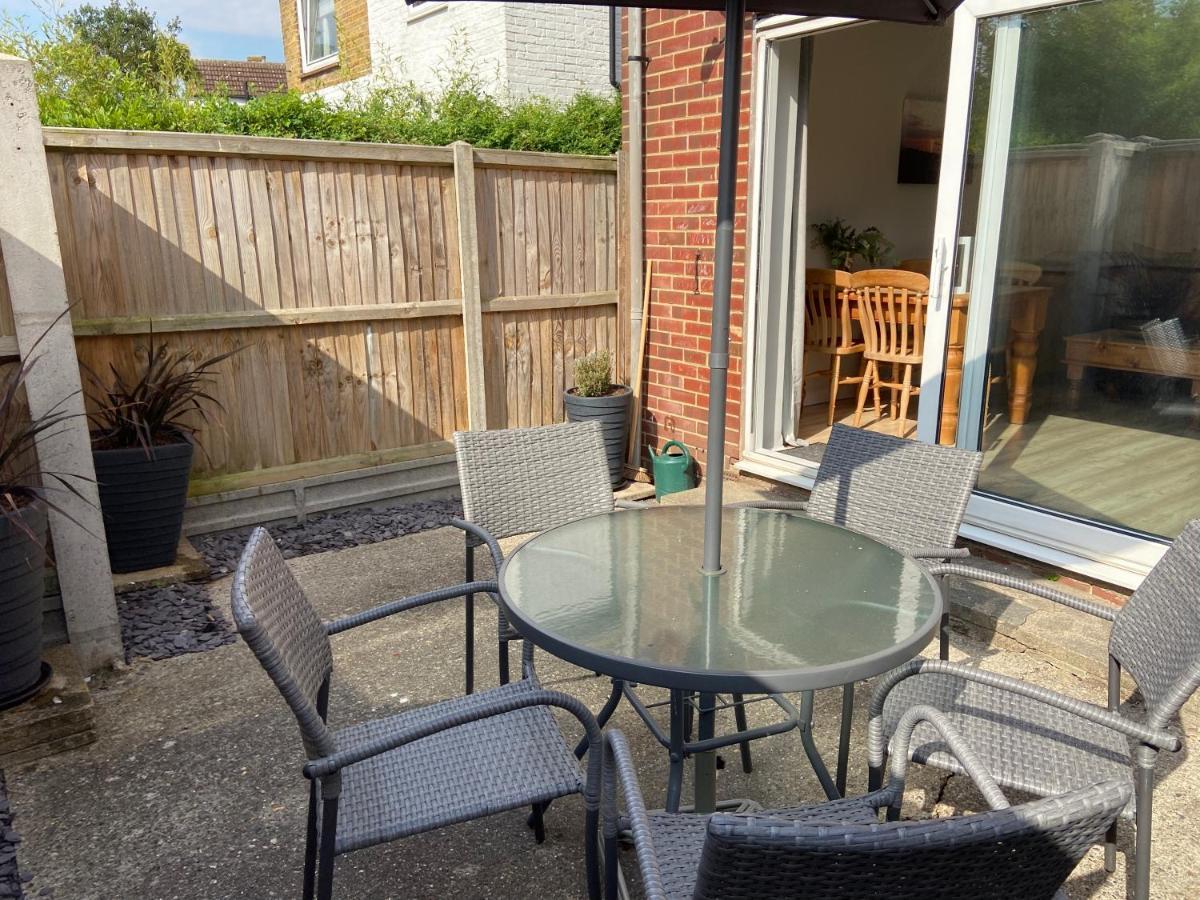 The Seagull, With Driveway And Patio Garden Vila Whitstable Exterior foto